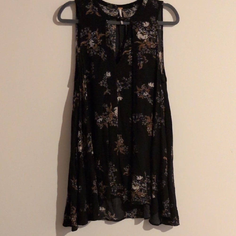 Free People Black Sleeveless Lace Blouse
